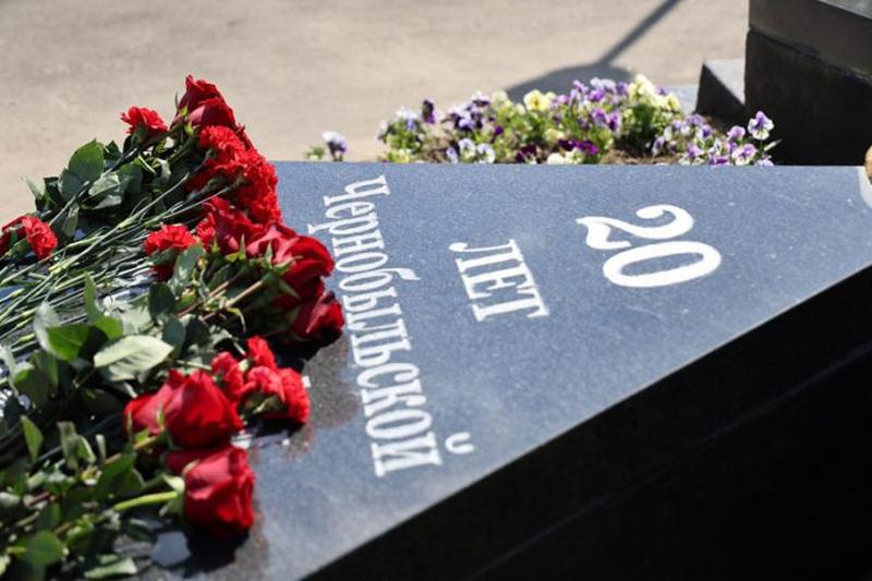 В Костюковичах состоялся митинг-реквием с участием председателя Могилевского облисполкома Анатолия Исаченко