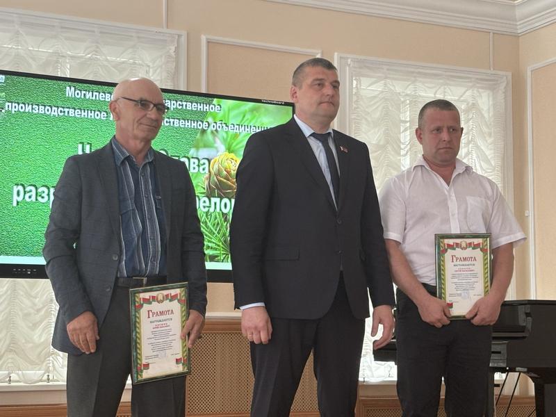 ЧЕСТВОВАНИЕ РАБОТНИКОВ ЛЕСНОГО ХОЗЯЙСТВА!!!